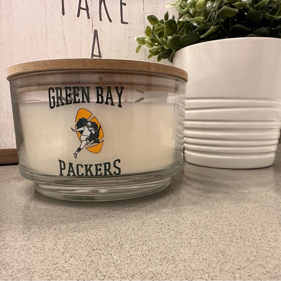 Other - Green Bay 💚💛 🏈Packers 3 wick Candle! Pumpkin Scent! 🎃